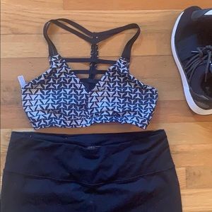 Victoria's Secret Sport Bra - B & W Print